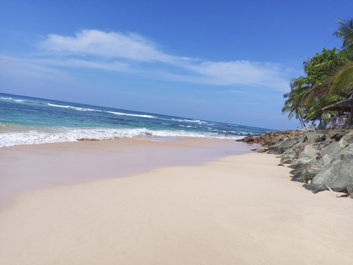 Hotel Rainbow Surf Beach Koggala Exteriér fotografie
