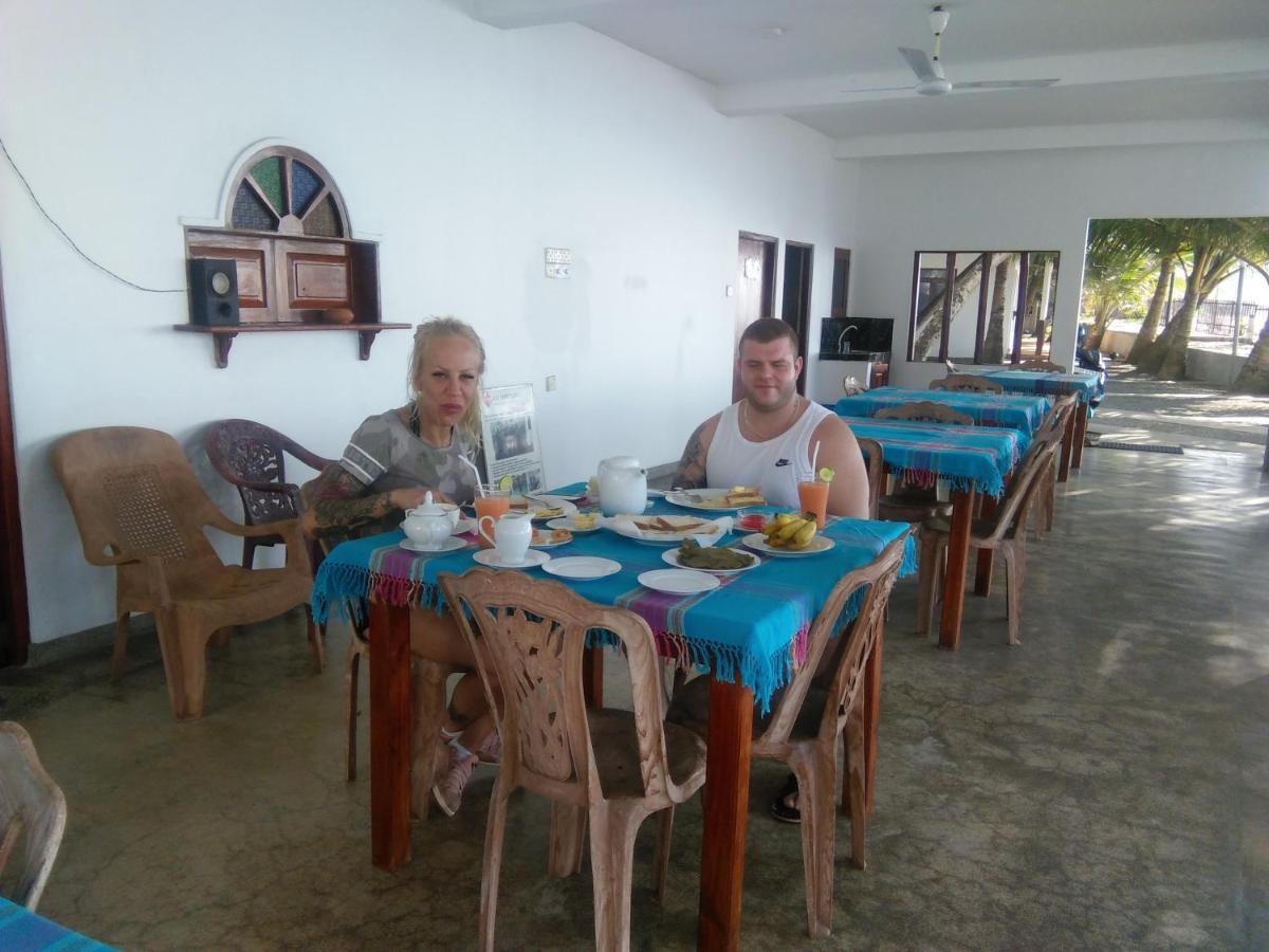 Hotel Rainbow Surf Beach Koggala Exteriér fotografie